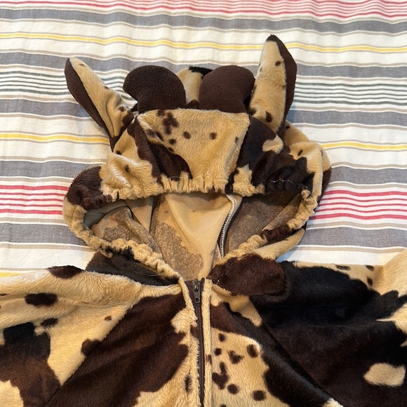 Custom made Etsy cow costume - full zip up size 6 - Picture 1 of 3